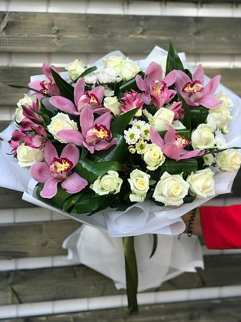 Букет цветов из: Розы и Хризантемы в Островской Костромской области